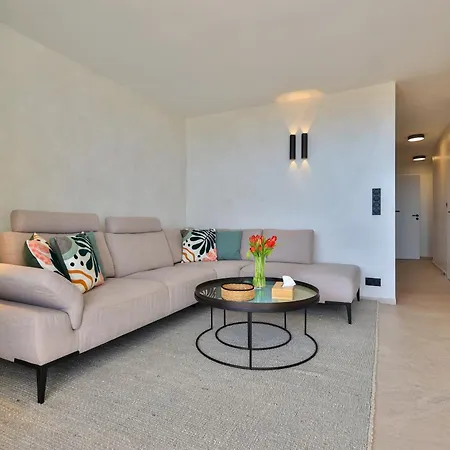 Luxurioeses Julie, Familienfreundlich, Pools, Sportaktivitaeten, Meerblick By Riviera Homelife Management شقة *