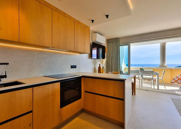 Appartement Luxurioeses Julie, Familienfreundlich, Pools, Sportaktivitaeten, Meerblick By Riviera Homelife Management